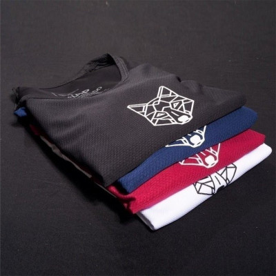 🐺 Kit com 3 Camisetas Dry Alpha Lobo Geométrico