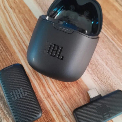 Microfone Jbl Quantum Stream Wireless Conexão Usb-c