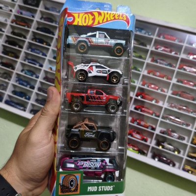 🏎️ Pacote 5 Carros Sortidos Hot Wheels - Mattel