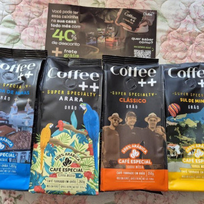Kit 4 Pacotes Café Especial Torrado e Moído Coffee Mais Fazendas E Arara