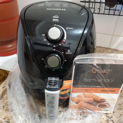 Fritadeira Sem Óleo Mondial AF-31 3,5L 1500W