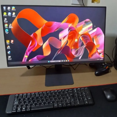 Monitor LG UltraGear 24 FHD 144Hz HDR10