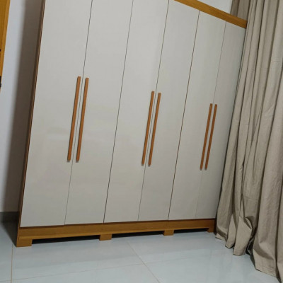 Guarda-roupa com Espelho 6 Portas 2 Gavetas