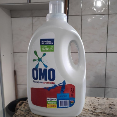 Lava-Roupas Líquido Omo Lavagem Perfeita 5L