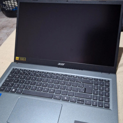 Acer Aspire Go 15,6 i7-13 Gen 16GB 512GB