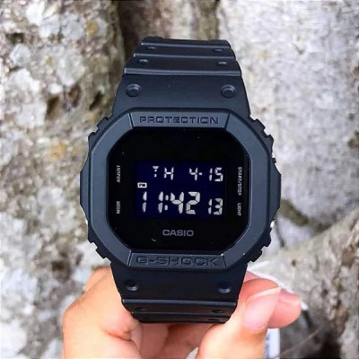 Relógio Casio G-shock Digital Preto DW-5600BB