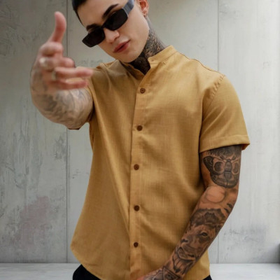 Camisa Manga Curta Gola Padre Masculina