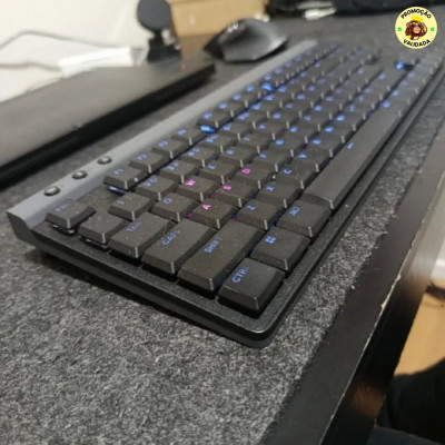 Teclado Mecânico Gamer Sem Fio Logitech G515
