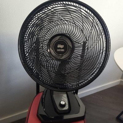 Ventilador de Parede e Mesa WAP FLOW TURBO com 8 Pás 3 Velocidades