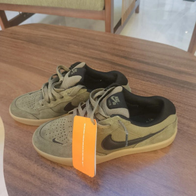 Tênis Nike SB Force 58 Masculino Verde Oliva