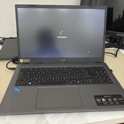 Notebook Acer Aspire Go 15 AG15-71P-5939 Intel core I5 13ª 8GB RAM 256GB SSD