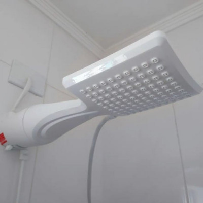Chuveiro Lorenzetti Loren Shower Ultra Eletrônico 7500W 220V