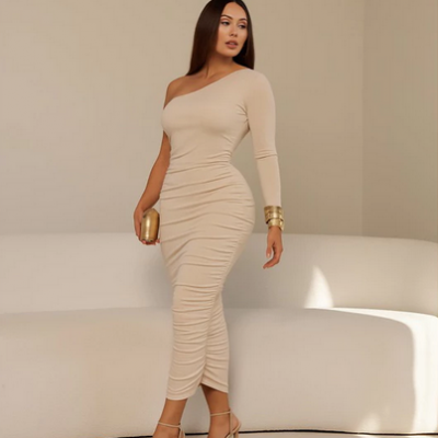 Vestido Longo Ombro Único Manga Longa