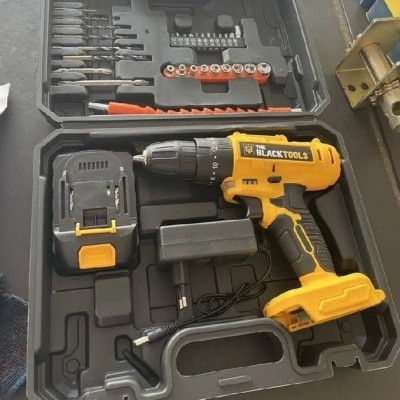 Parafusadeira Furadeira De Impacto 21V 1400 C/ Acessórios + Maleta The Black Tools