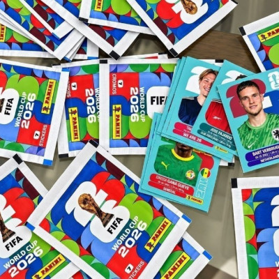 ⚽️  Kit 70 Figurinhas do Álbum Copa do Mundo 2026 (10 pacotes)