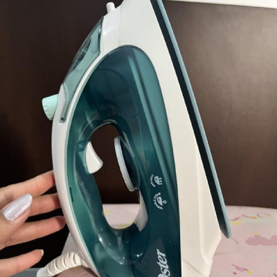 Ferro de Passar a Vapor Oster Antiaderente Verde - 127V