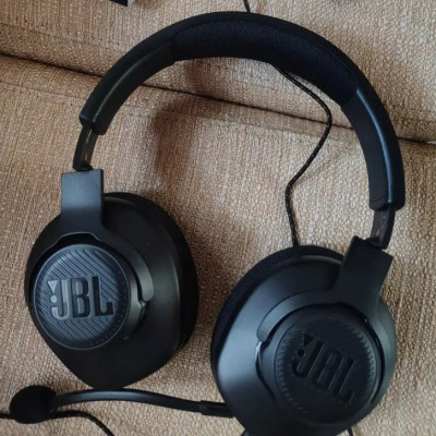 Fone de Ouvido JBL Quantum 100M2 Microfone Removível