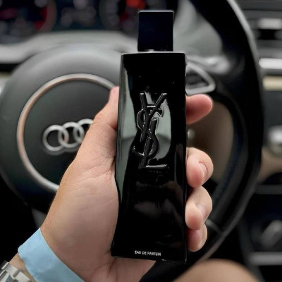 Perfume Yves Saint Laurent MYSLF EDP 60ml
