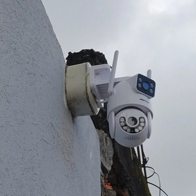 Câmera Wi-Fi iCSee/Yoosee A28B 2Lentes IP66