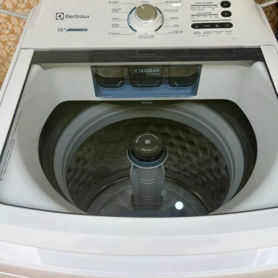 Máquina de Lavar Electrolux 15kg Branca Essential Care