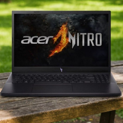 Notebook Gamer Acer Nitro V15 AMD Ryzen 7 7735HS 8GB RAM 512GB SSD RTX 4050 Linux