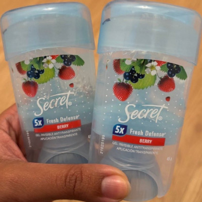 Secret Desodorante Antitranspirante em Gel Berry 45g