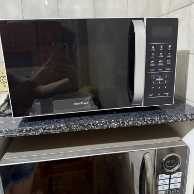 Micro-ondas Britânia Bmo23 20L Preto