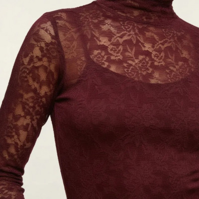 Blusa Gola Alta Renda Feminina Manga Longa