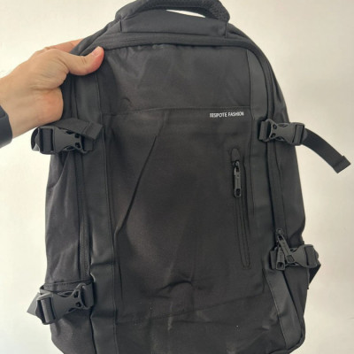 Mochila masculina impermeável 30-42L preta