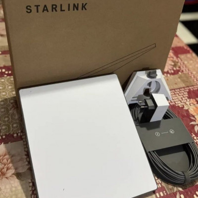 Antena de Internet via Satélite Starlink Mini
