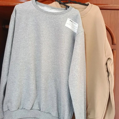 Kit com 2 Blusas de Moletom Gola Careca Algodão Premium