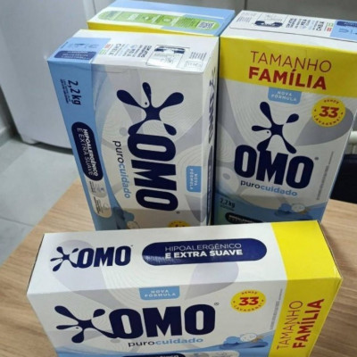 Lava-Roupas em Pó Omo Puro Cuidado Caixa 2,2kg