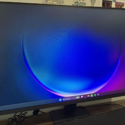 Monitor LG UltraGear 24 FHD 144Hz 1ms IPS