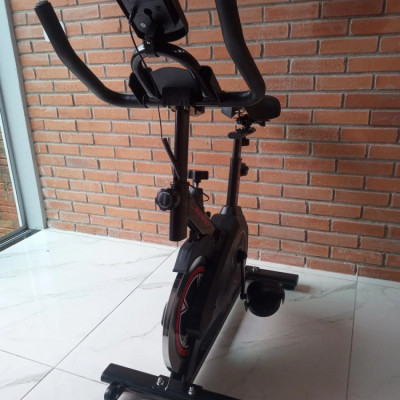 Bicicleta Ergométrica Spinning It's X11 Preto/Vermelho