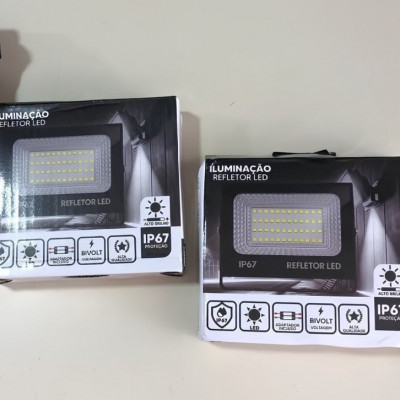 kit 2 Refletor Led 200w Holofote Bivolt