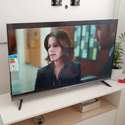 Philco P43vik Smart TV Roku LED HDR FullHD