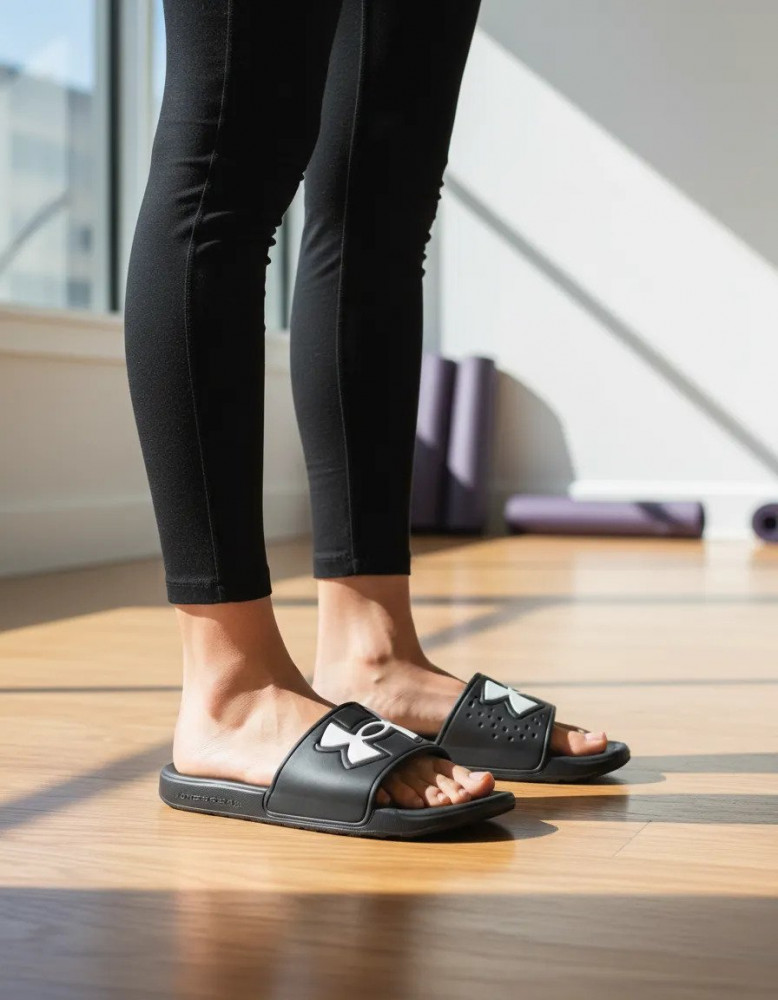 Chinelo Slide Under Armour Ansa Light Preto 39/40
