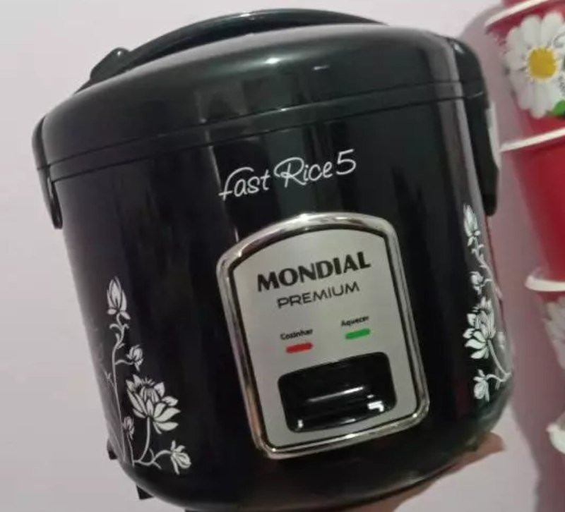 Panela elétrica de arroz Mondial