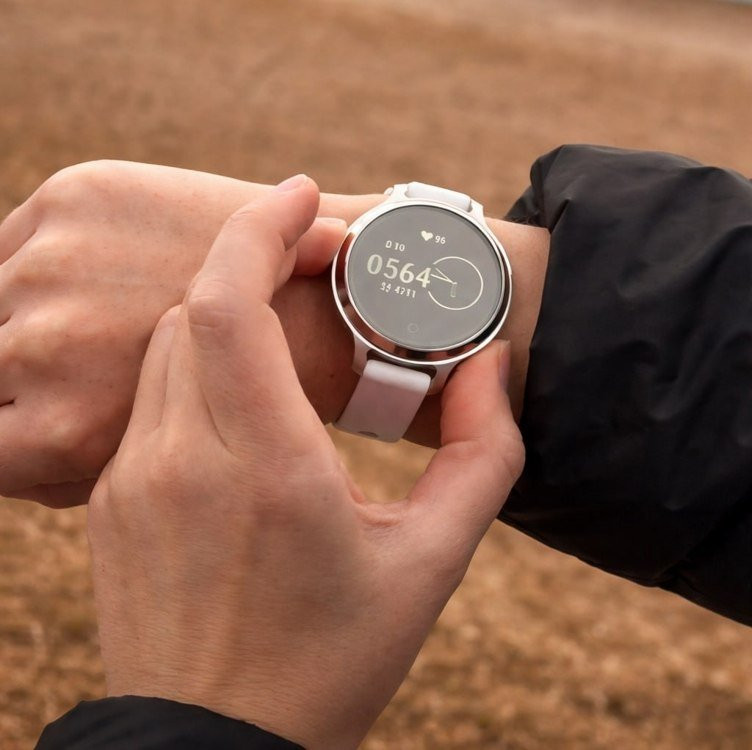 Garmin Relógio Lily 2 Sport Dourado com Branco 35mm