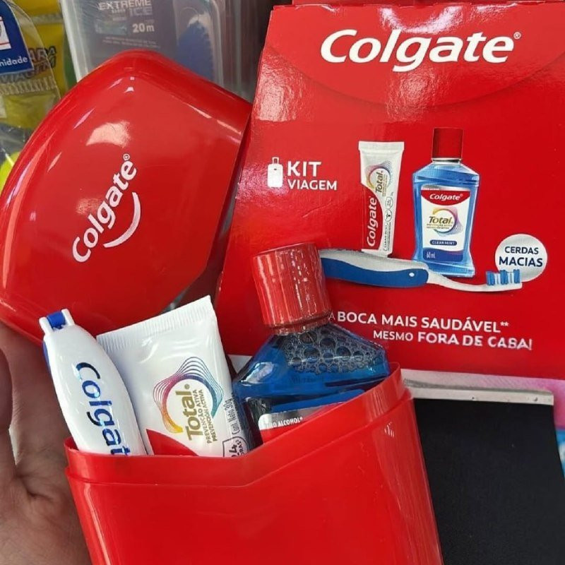 Colgate Kit de Higiene Bucal para Viagem