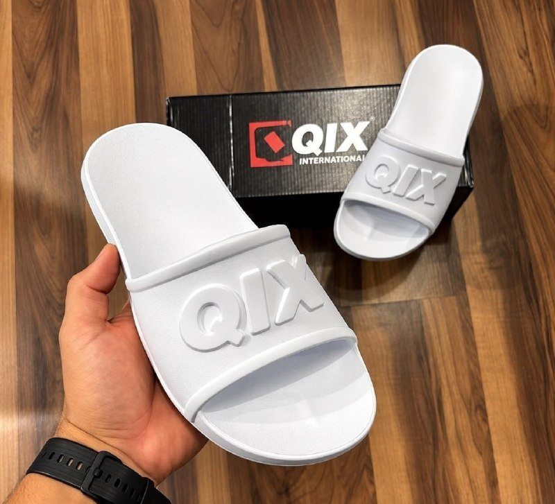 Chinelo Qix Full Liso (5 cores)