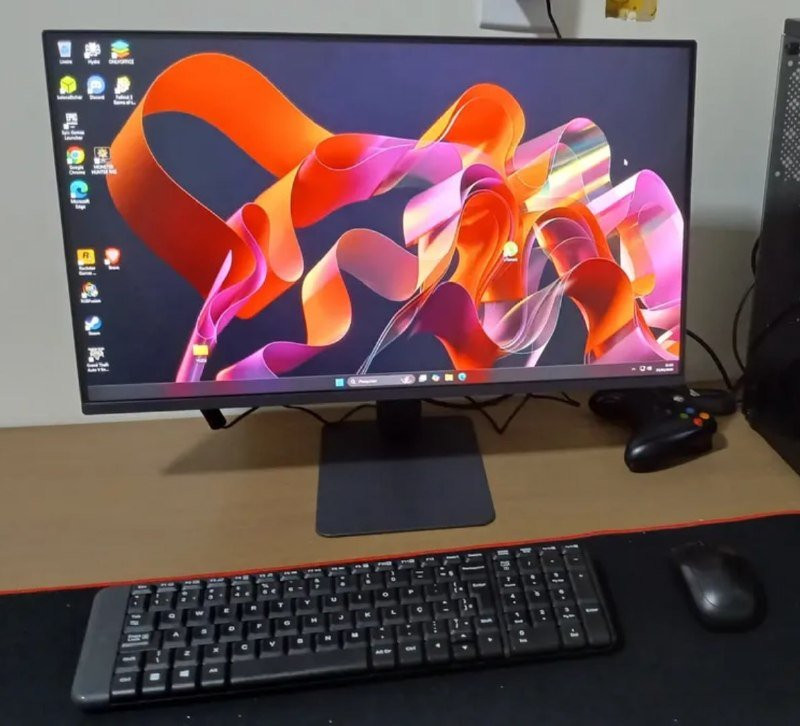 Monitor LG UltraGear 24 FHD 144Hz HDR10