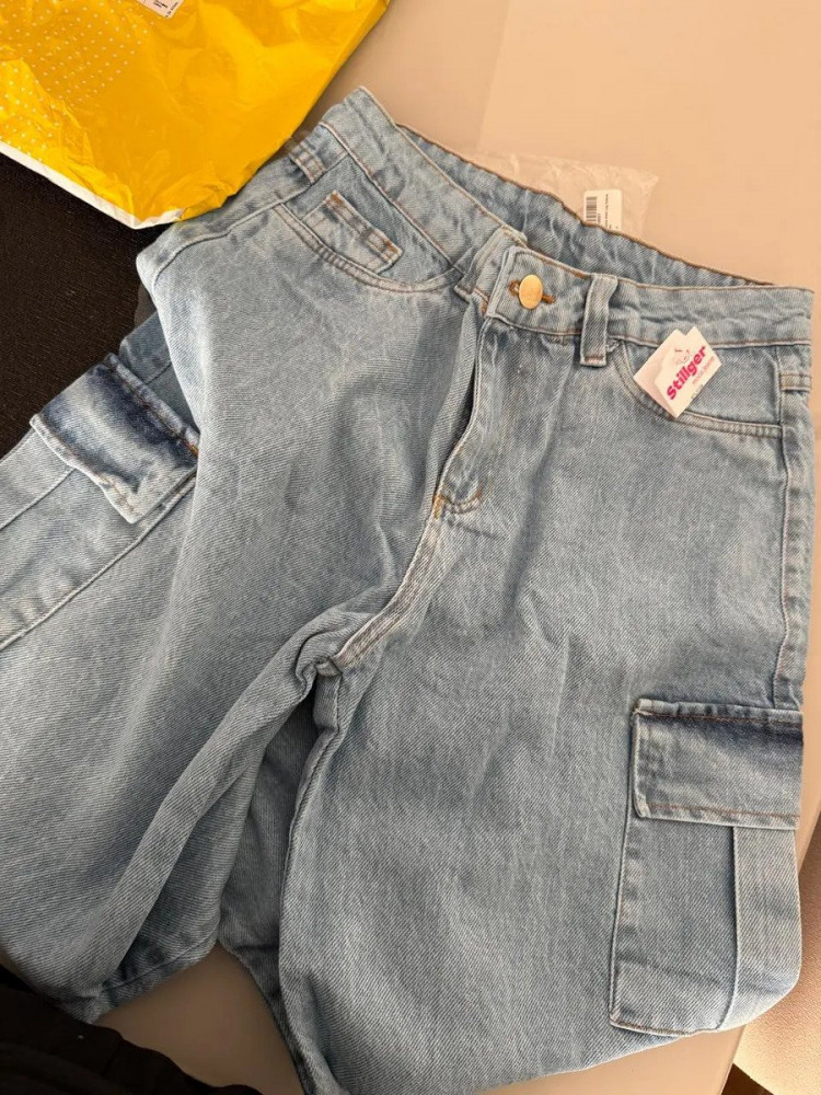 Calça Cargo Feminina Wide Leg Cintura Alta Jeans