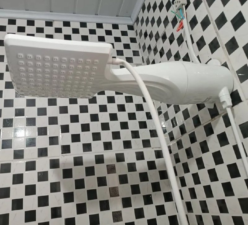 Chuveiro Ducha Lorenzetti Loren Shower Eletrônico Branco 6800w 220V