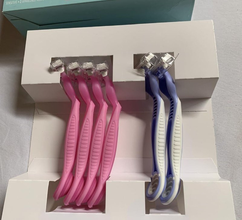 Kit de Depilação Gillette Venus Suave 4un. + Venus Íntima 2un.