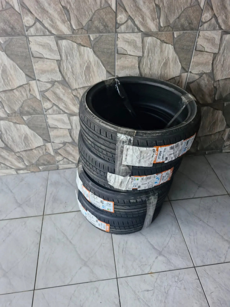 Pneu Itaro Aro 17 It301 165/40r17 72V