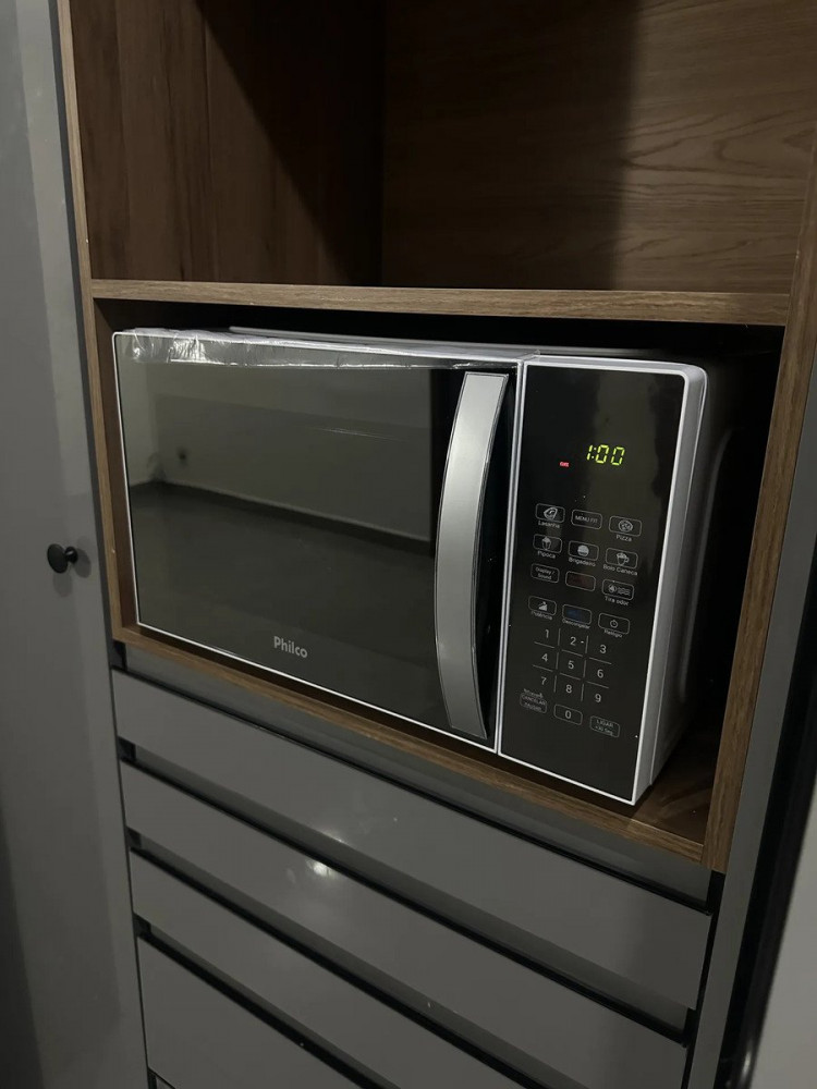 Micro-ondas Philco 28L PMO30E