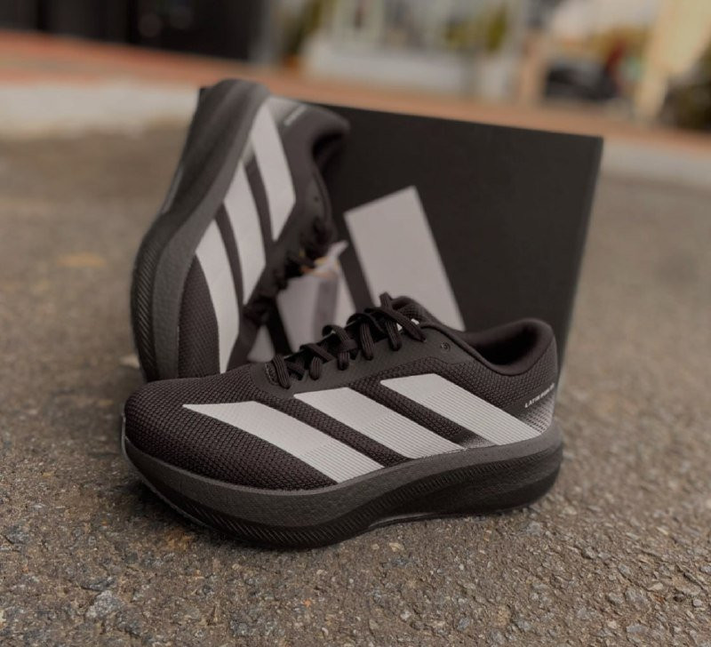 Tênis Acelera adidas Latin Run 3.0