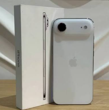 iPhone Air 256GB Branco-nuvem eSIM