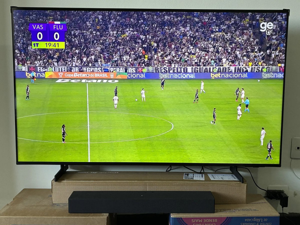 Samsung Smart TV 58 4K + HW-B400F